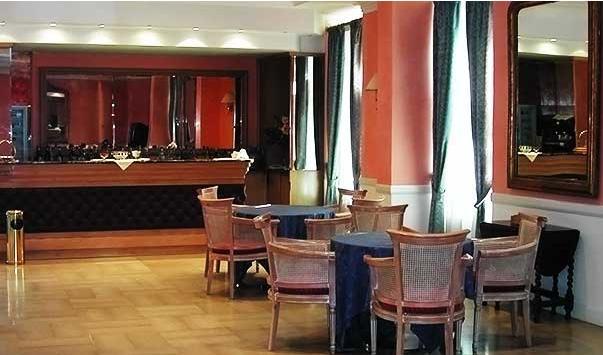 Hotel Poledrini Foligno Restoran gambar